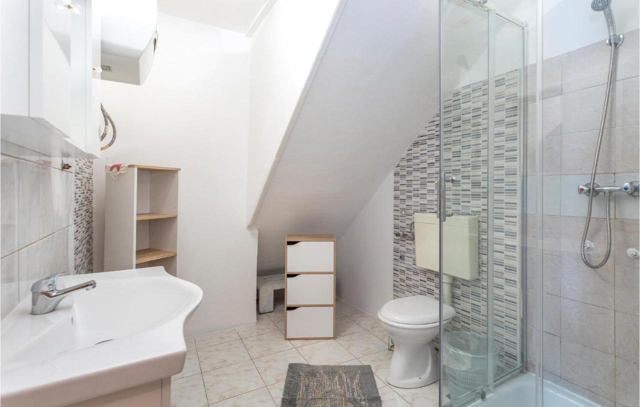 Lovely Apartment In Stara Baska 1 With Kitchen Экстерьер фото